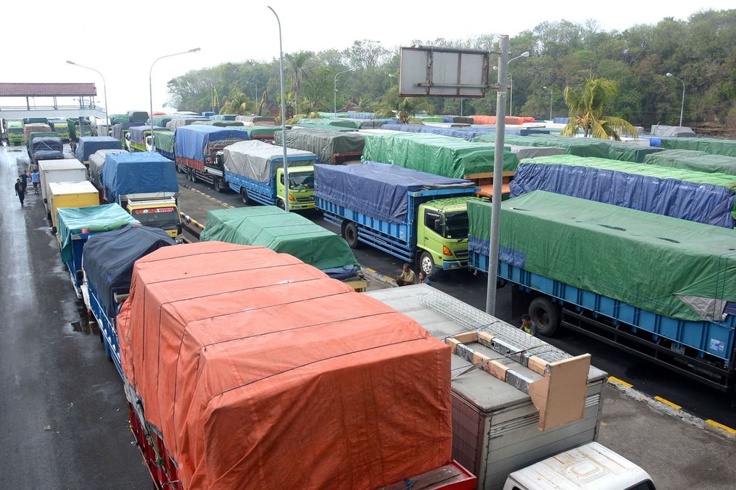 Pakar: Jangan Batasi Semua Pergerakan Angkutan Logistik