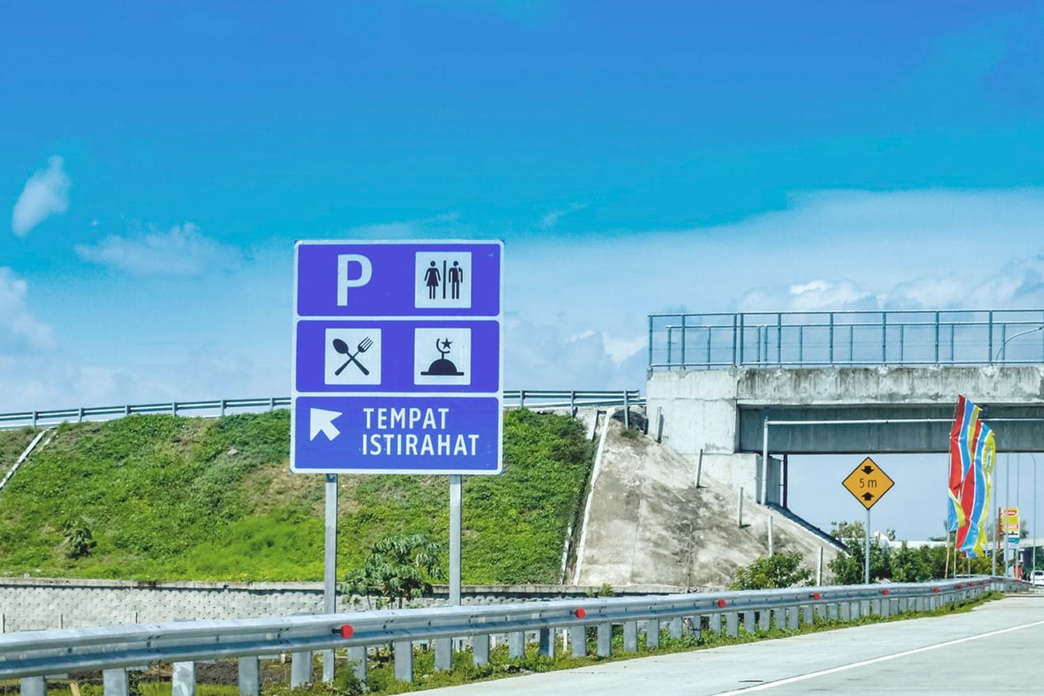5 Tips Memasarkan Produk di Ruas Jalan Tol