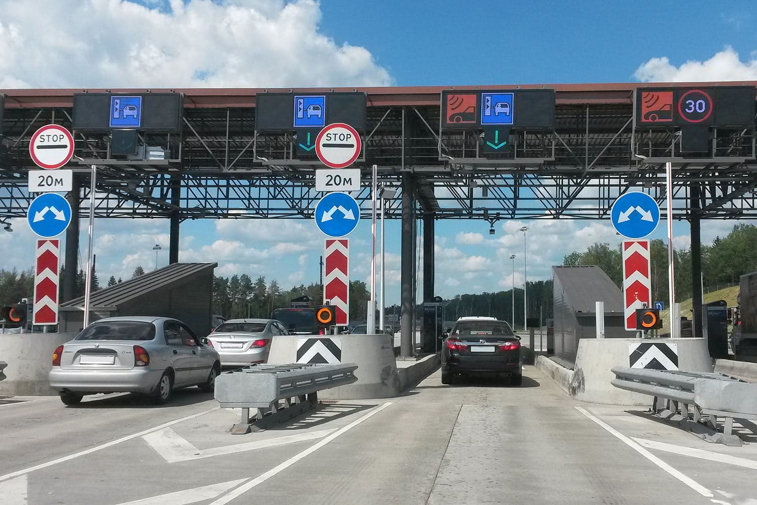 Uji Coba Tiket Tanpa Sentuh di 6 Ruas Jalan Tol