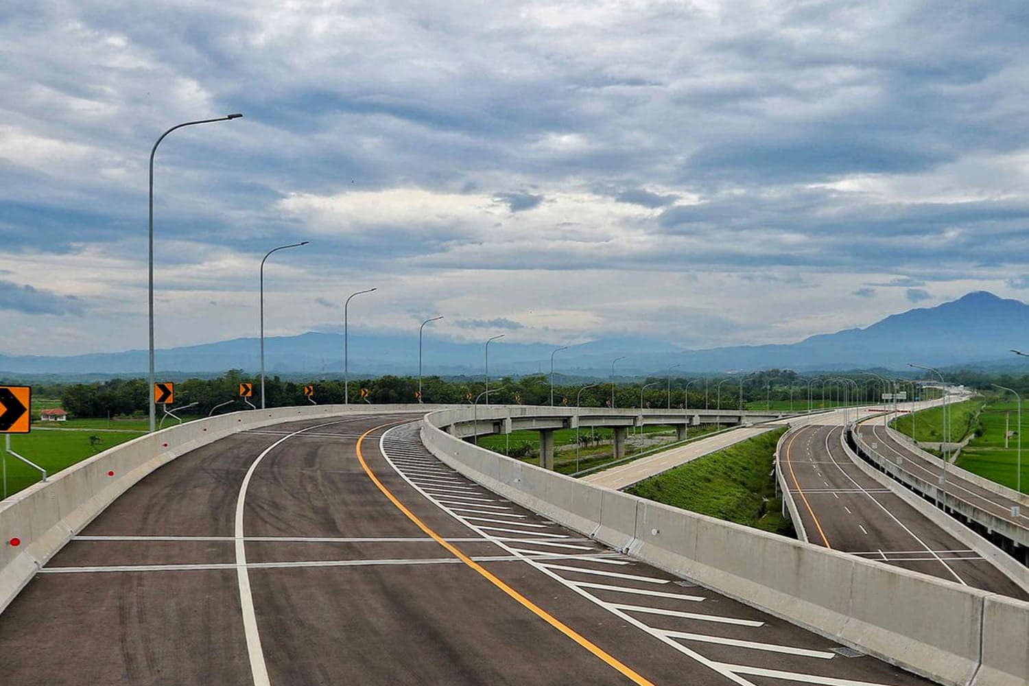 Kementerian PUPR Buka 11 Ruas Tol untuk Lebaran 2023